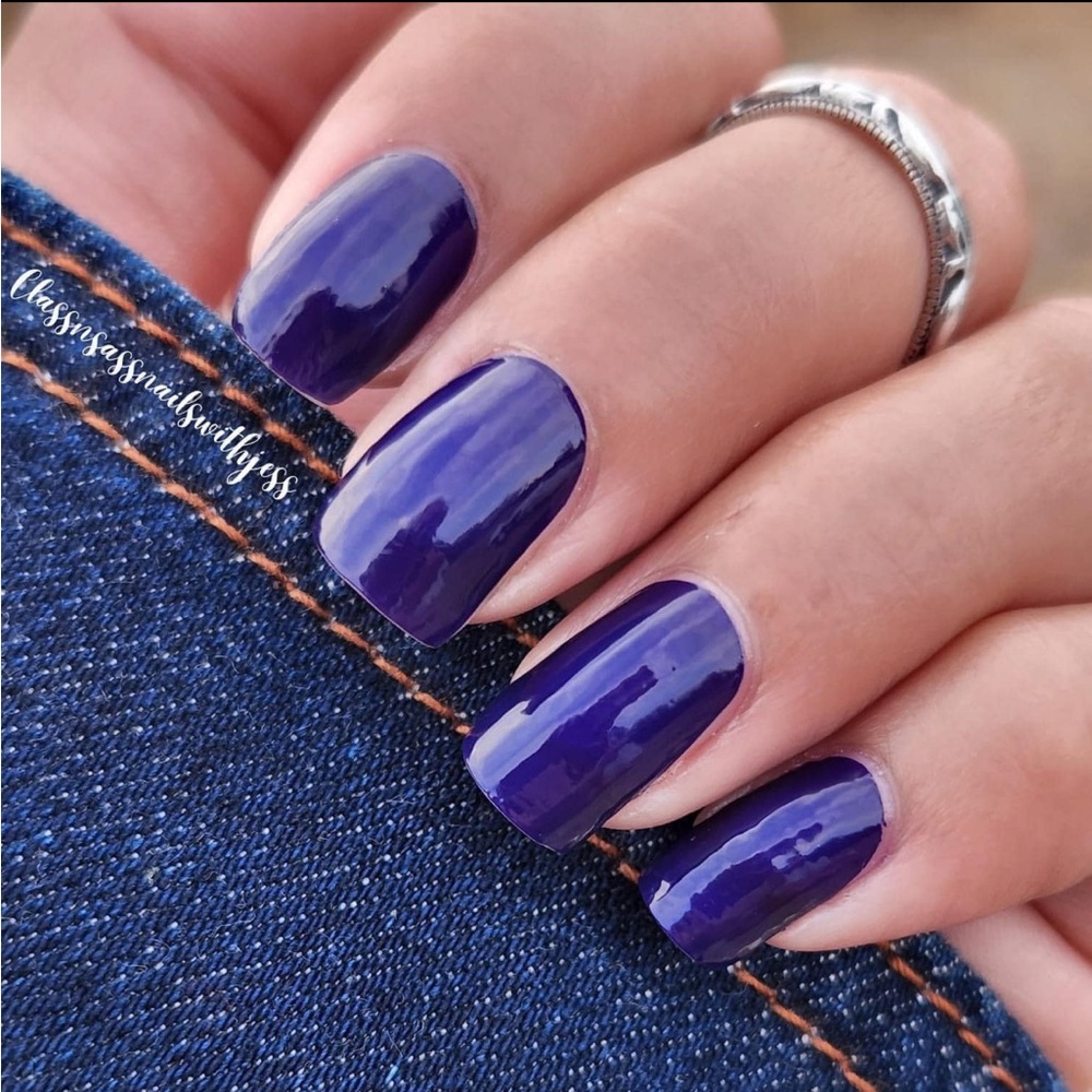 *Retired* Color Street: Fig-ure It Out | Deep Purple Solid Fall Jewel Winter